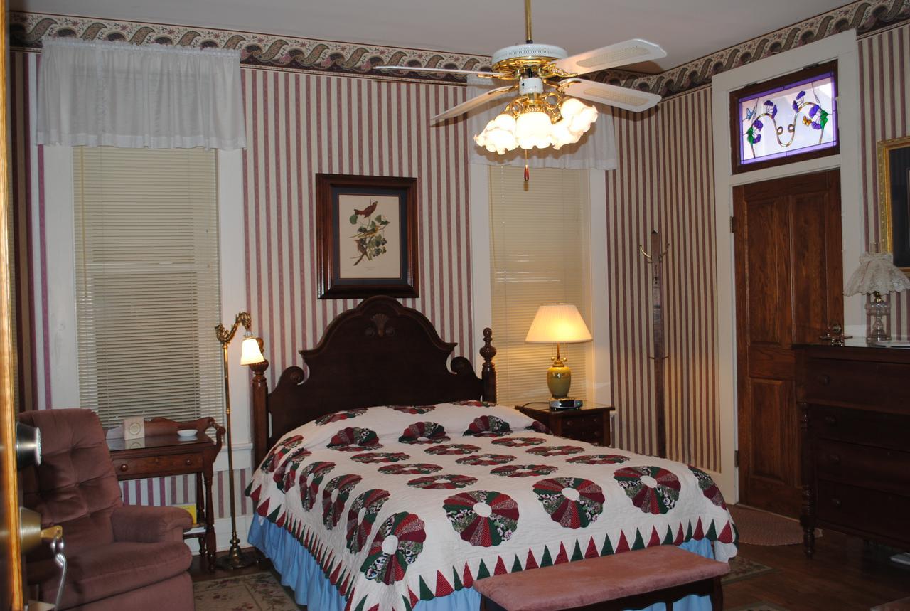 L&N Bed And Breakfast Ltd Henderson Ngoại thất bức ảnh
