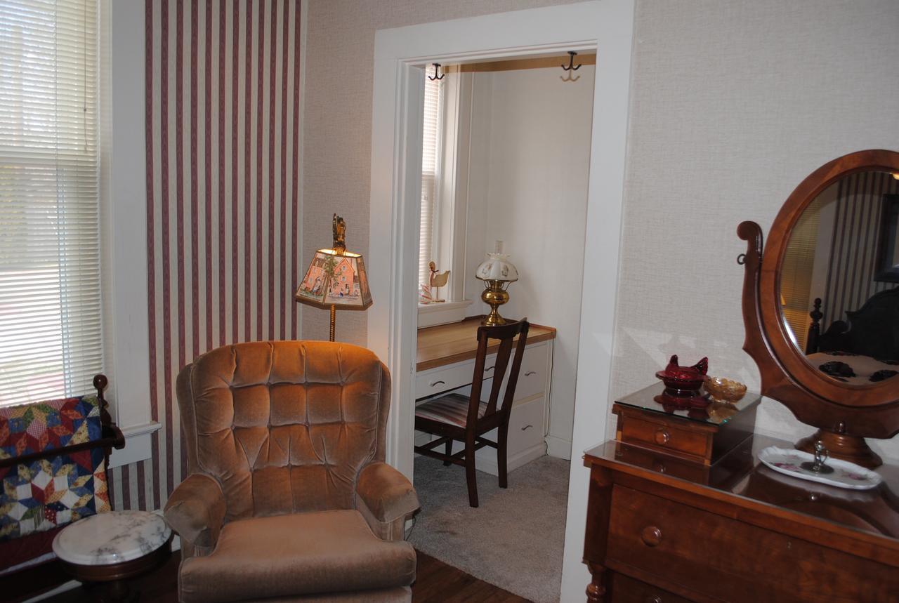 L&N Bed And Breakfast Ltd Henderson Ngoại thất bức ảnh