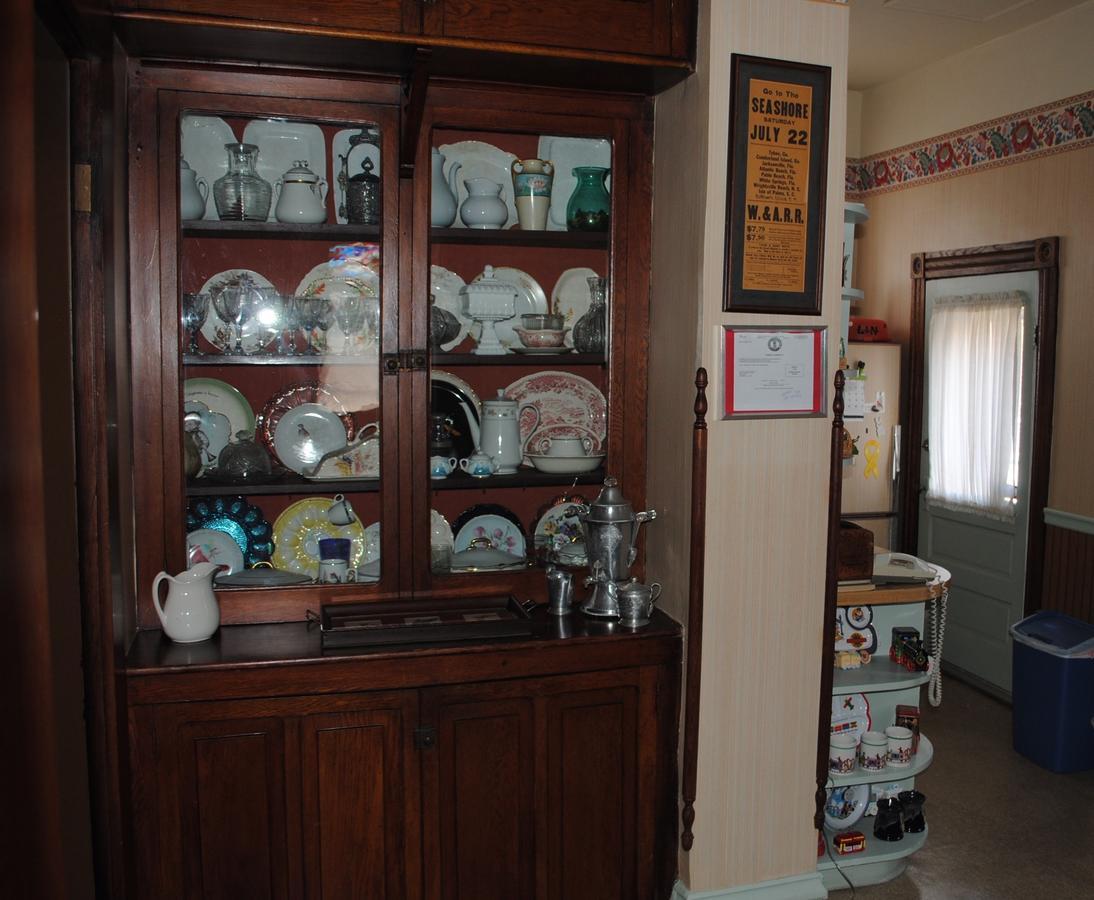 L&N Bed And Breakfast Ltd Henderson Ngoại thất bức ảnh
